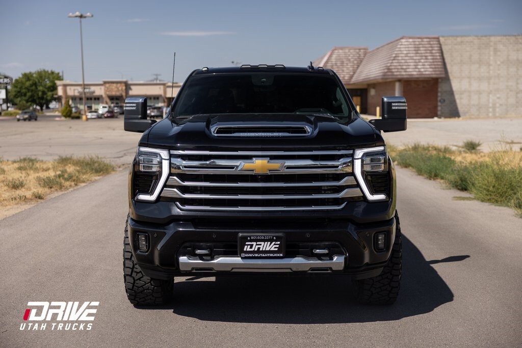 Used 2024 Chevrolet Silverado 3500 HD High Country Truck Crew Cab