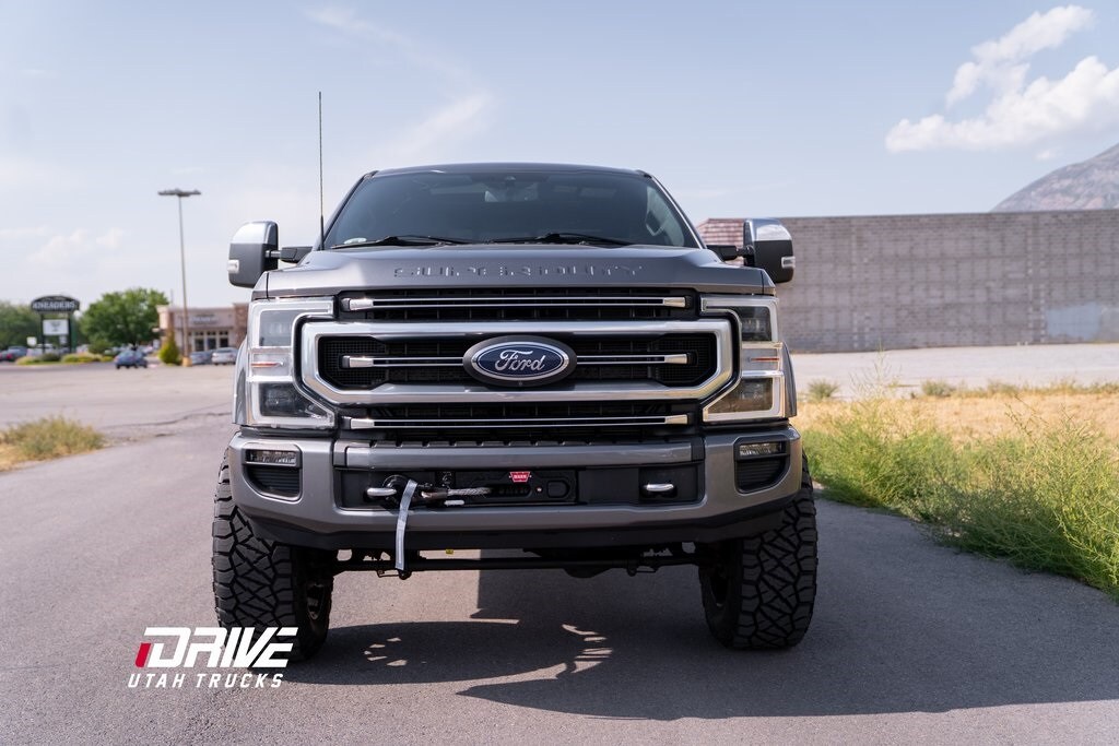 2022 Ford F-350 Platinum photo 4