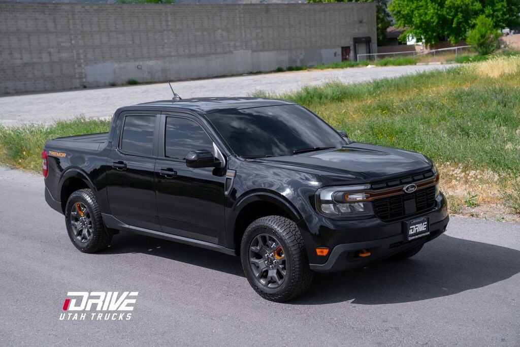 2024 Ford Maverick Lariat Tremor photo 2