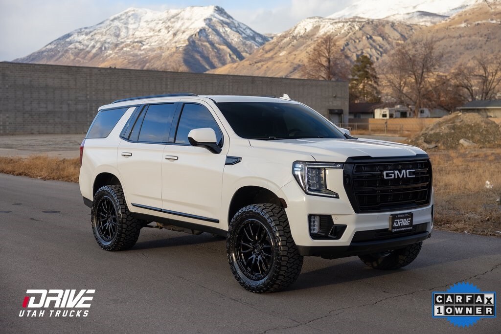 2023 Gmc Yukon SLT photo 2
