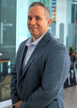 Staff member Kevin Bindel from ID_71e3f0294979