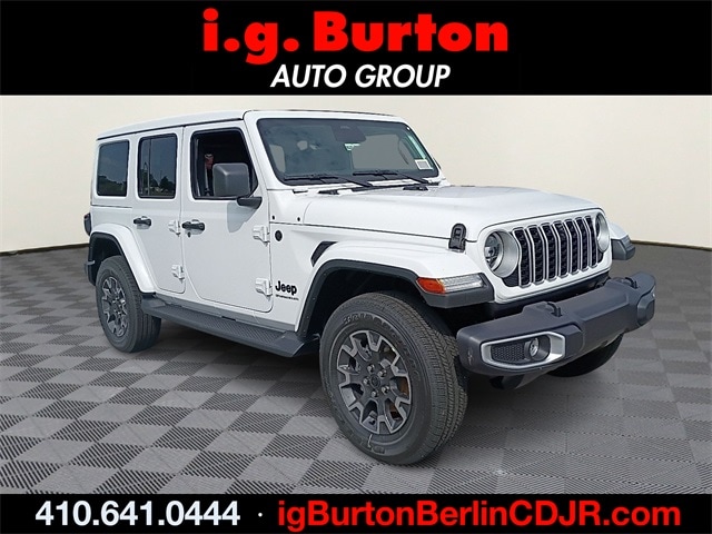 2025 Jeep Wrangler 4-Door Sahara's photo