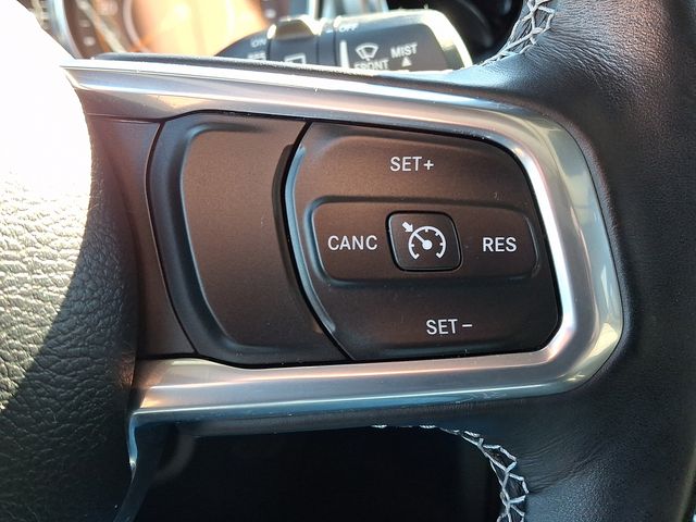 2023 Jeep Wrangler 4-Door Sahara - Photo 24