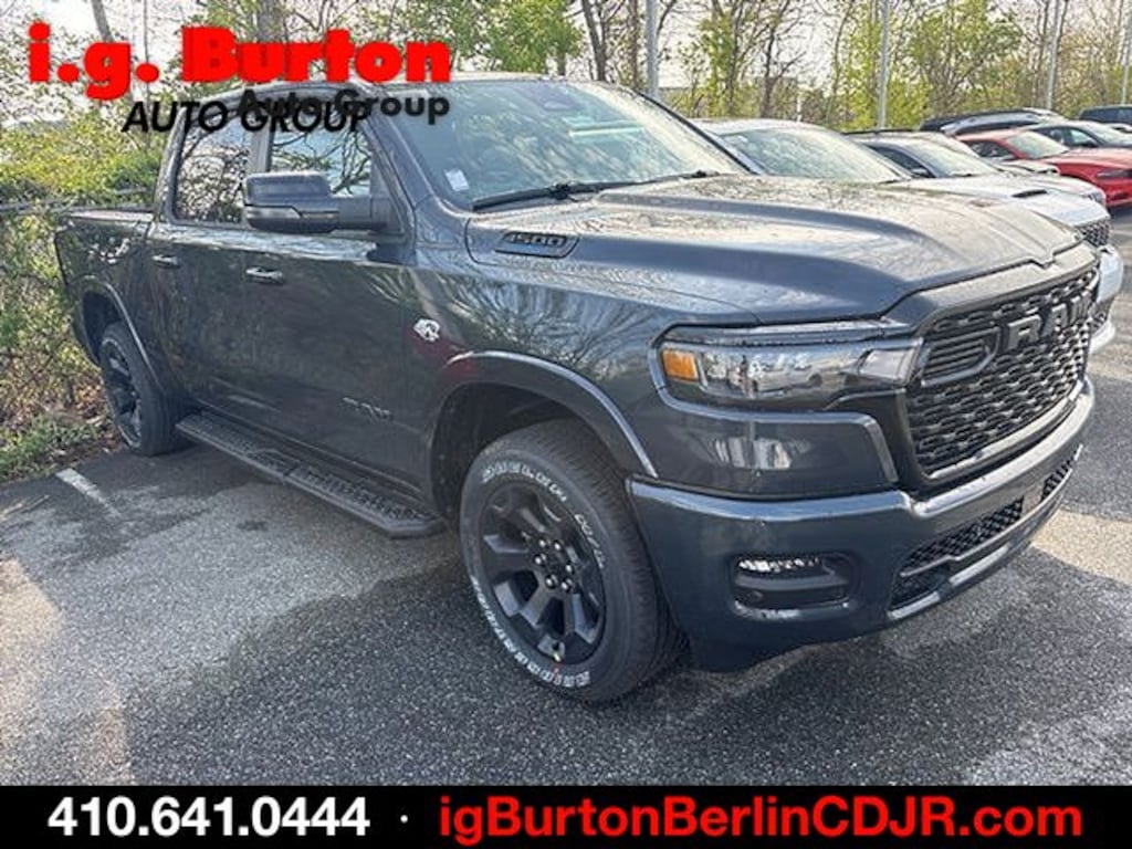 New 2026 Ram 1500 BIG HORN CREW CAB 4X4 5'7 BOX Pickup