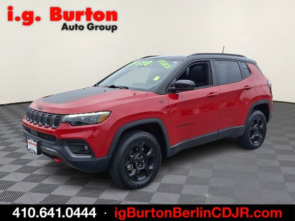 Used 2024 Jeep Compass Trailhawk SUV
