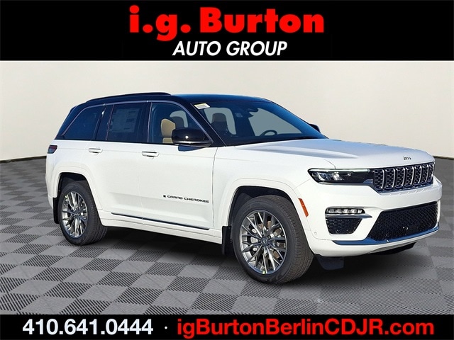 2025 Jeep Grand Cherokee Summit's photo