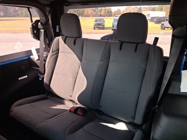 2026 Jeep Wrangler 2-Door Willys - Photo 7