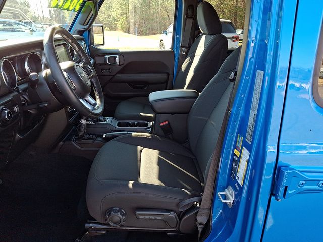 2023 Jeep Wrangler 4-Door Sahara - Photo 13