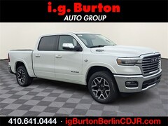 2026 Ram 1500 LARAMIE CREW CAB 4X4 5'7 BOX Pickup