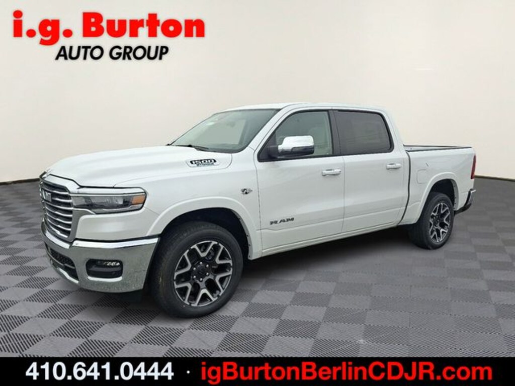 New 2026 Ram 1500 LARAMIE CREW CAB 4X4 5'7 BOX Pickup