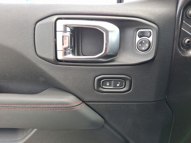 2025 Jeep Wrangler 4-Door Rubicon - Photo 9