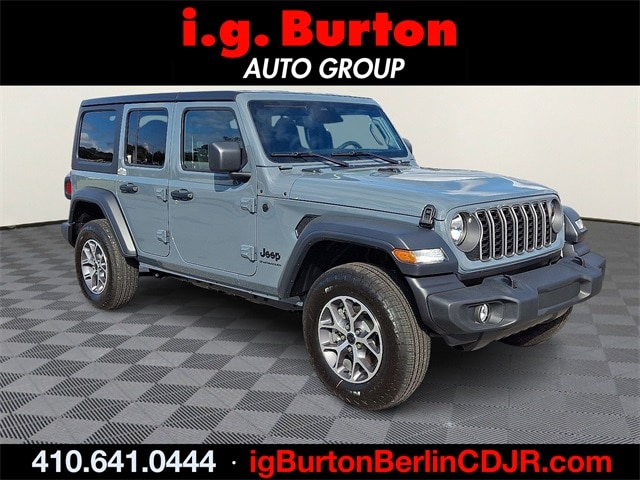 2026 Jeep Wrangler 4-Door Sport S's photo