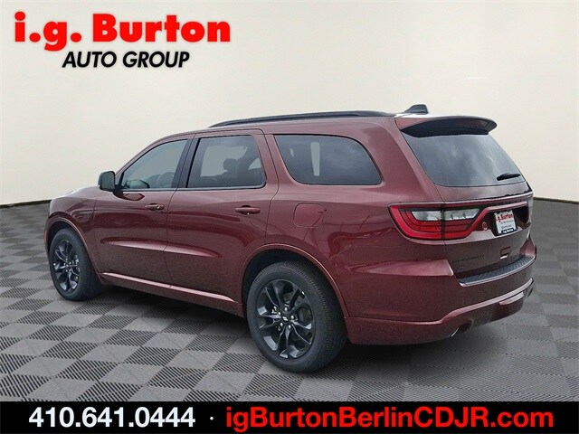 2025 Dodge Durango R/T Plus photo 3