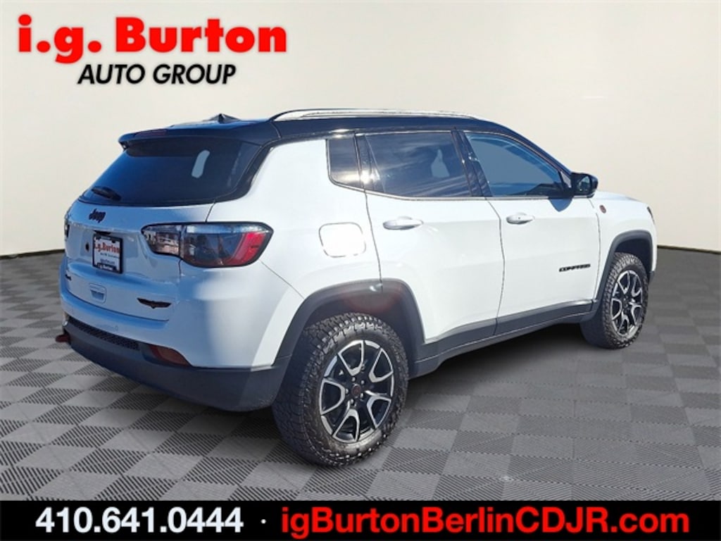 New 2026 Jeep Compass TRAILHAWK 4X4 Sport Utility