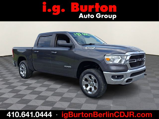 2019 RAM 1500 Big Horn/Lone Star 4x4 Crew Cab 5'7's photo