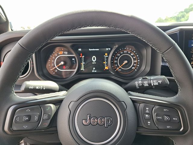 2025 Jeep Wrangler 4-Door Rubicon - Photo 14