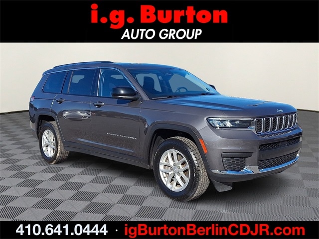 2023 Jeep Grand Cherokee L Laredo's photo