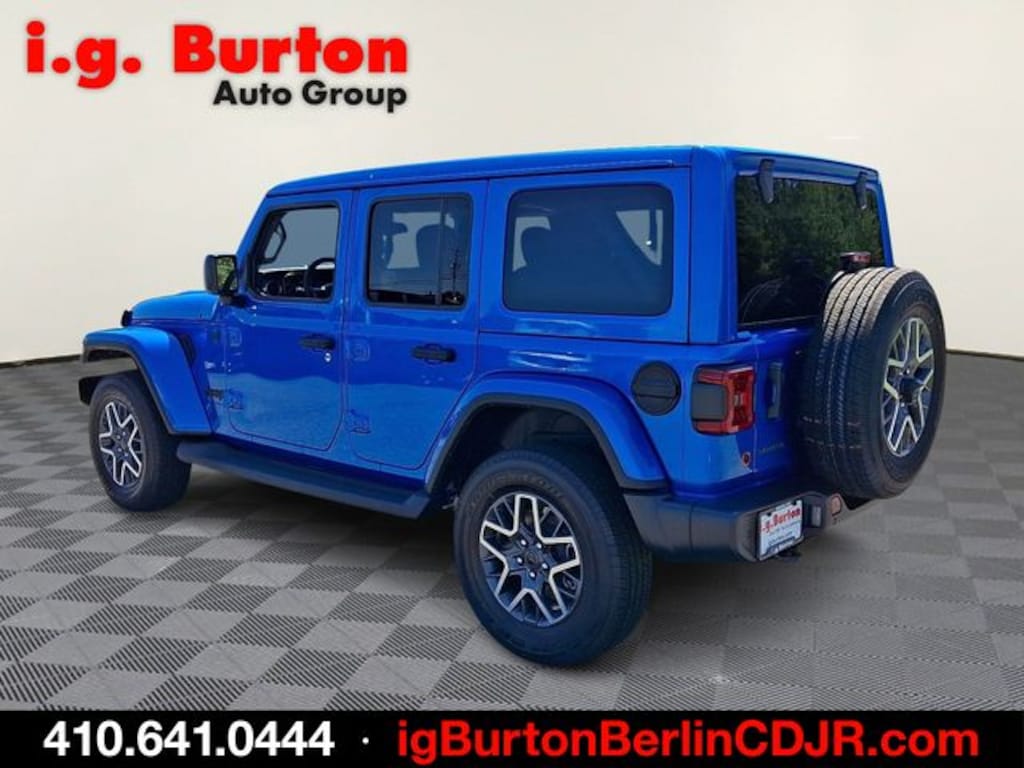 New 2026 Jeep Wrangler 4-DOOR SAHARA Sport Utility