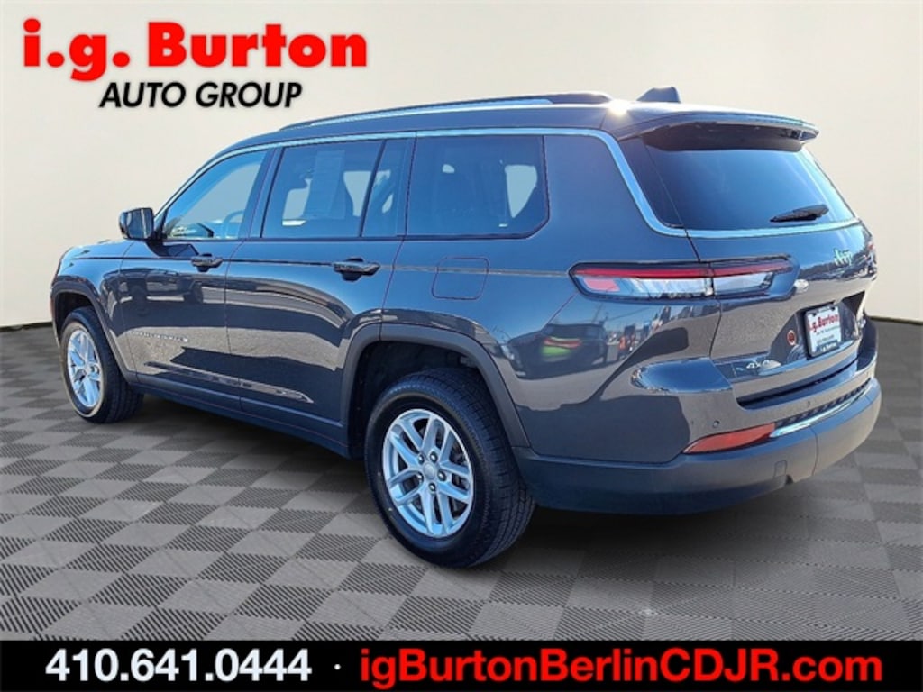 Used 2023 Jeep Grand Cherokee L Laredo SUV