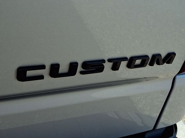 2022 Chevrolet Silverado 1500 Limited Custom - Photo 29