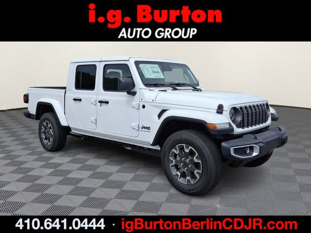 New 2026 Jeep Gladiator SAHARA 4X4 Pickup