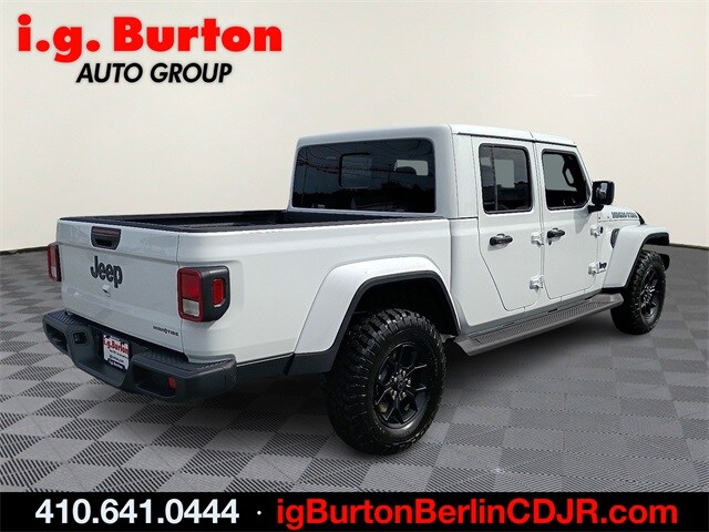 2025 Jeep Gladiator Sport photo 4