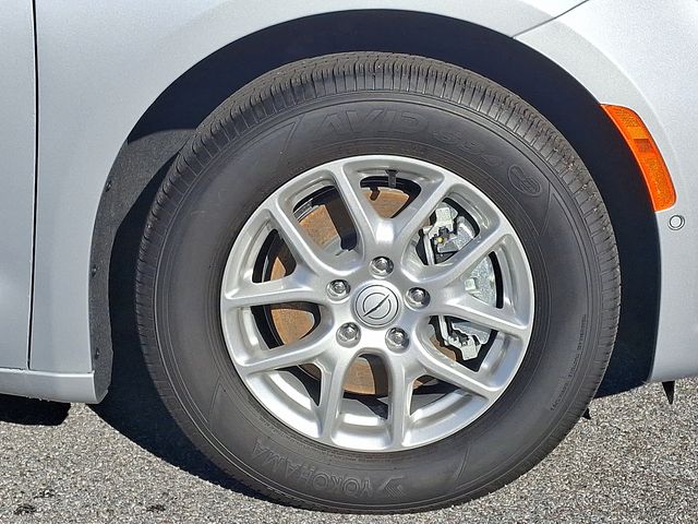 2026 Chrysler Pacifica Select - Photo 6
