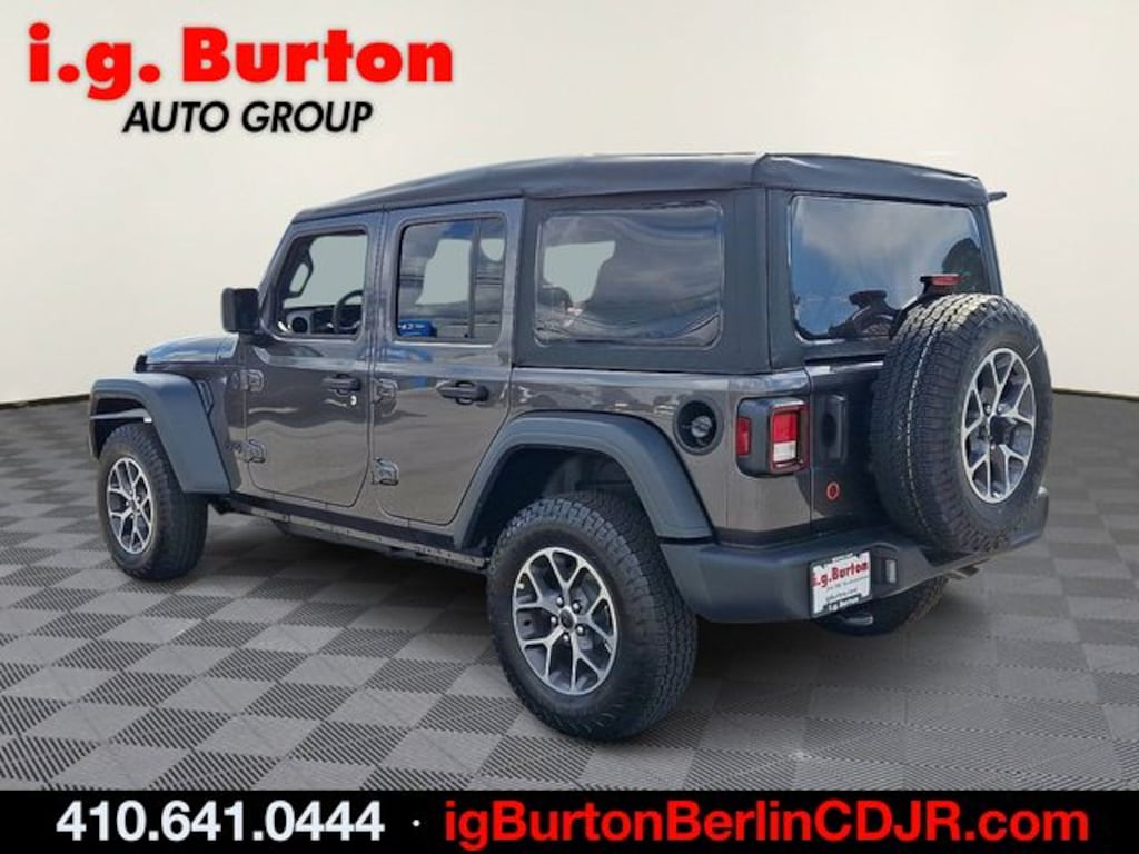 New 2025 Jeep Wrangler 4-DOOR SPORT S Sport Utility