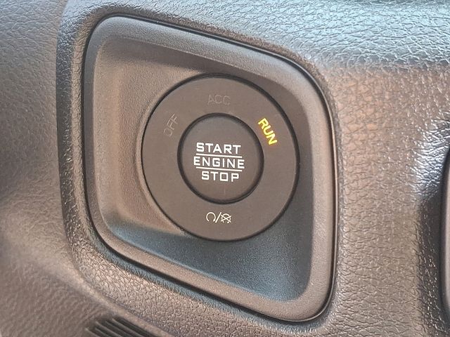 2025 Jeep Wrangler 4-Door Sport - Photo 15