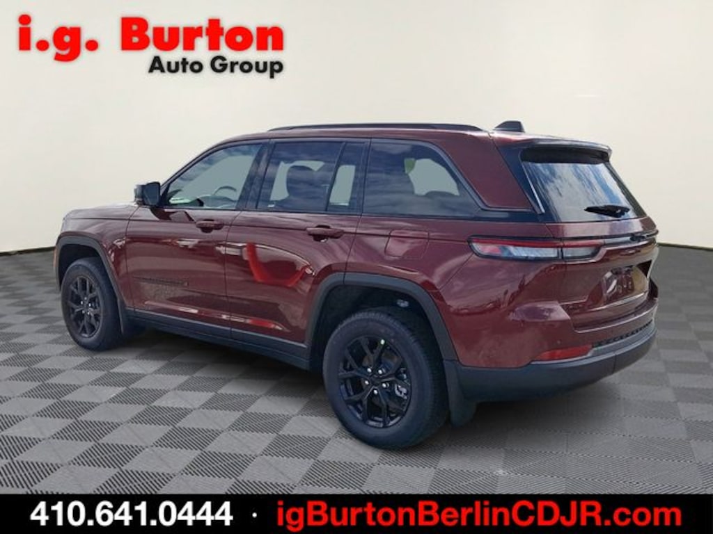 New 2026 Jeep Grand Cherokee LAREDO ALTITUDE 4X4 Sport Utility