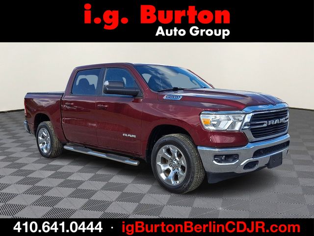 2021 RAM 1500 Big Horn/Lone Star 4x4 Crew Cab 5'7's photo