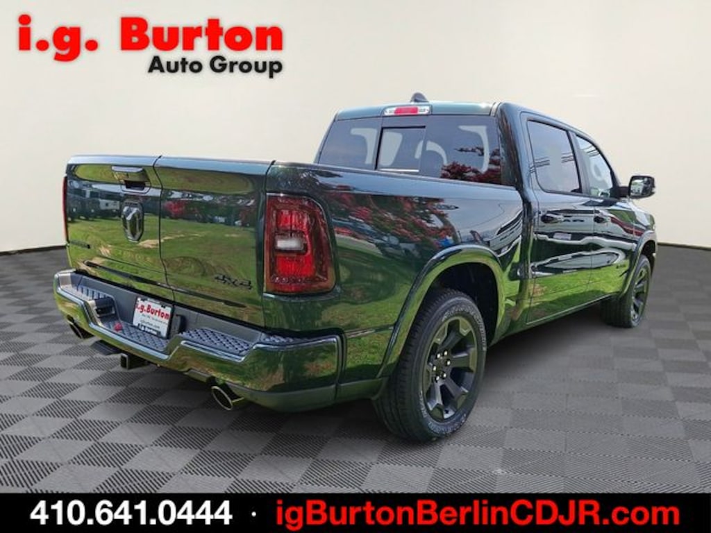 New 2026 Ram 1500 BIG HORN CREW CAB 4X4 5'7 BOX Pickup