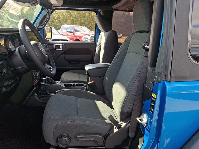 2026 Jeep Wrangler 2-Door Willys - Photo 10