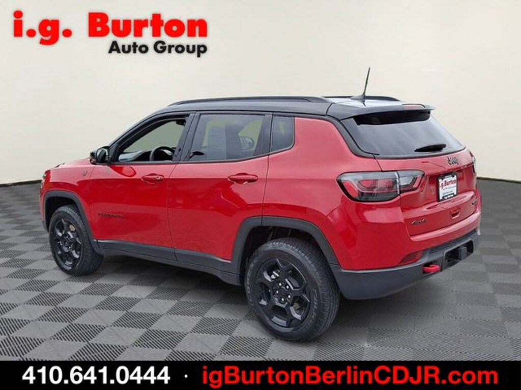 Used 2024 Jeep Compass Trailhawk SUV