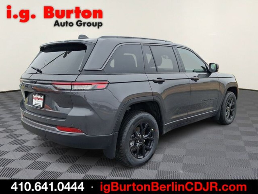New 2026 Jeep Grand Cherokee LAREDO ALTITUDE 4X4 Sport Utility