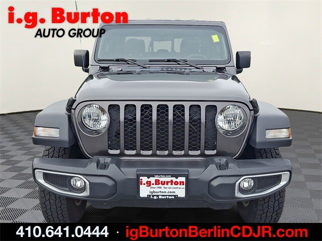 2023 Jeep Gladiator Sport photo 2