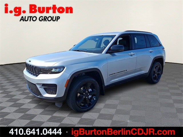 2025 Jeep Grand Cherokee Altitude X photo 2