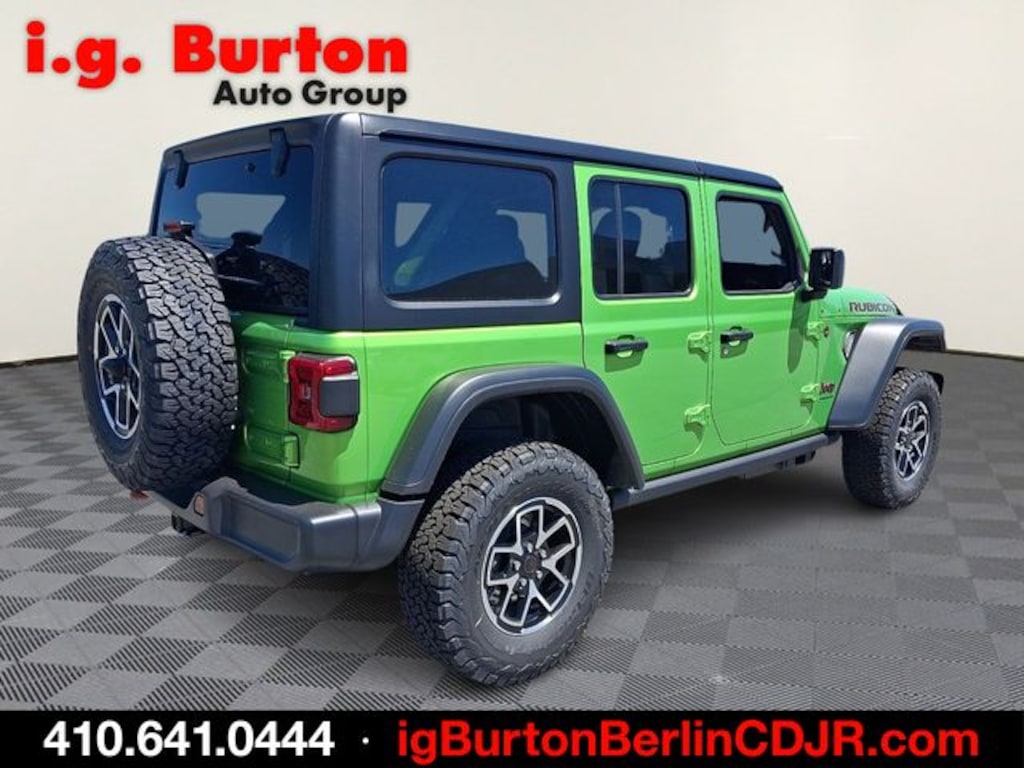 New 2026 Jeep Wrangler 4-DOOR RUBICON Sport Utility
