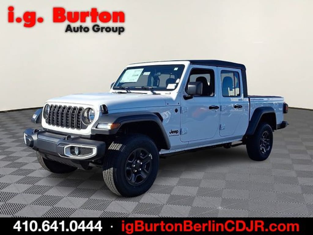 New 2026 Jeep Gladiator SPORT 4X4 Pickup