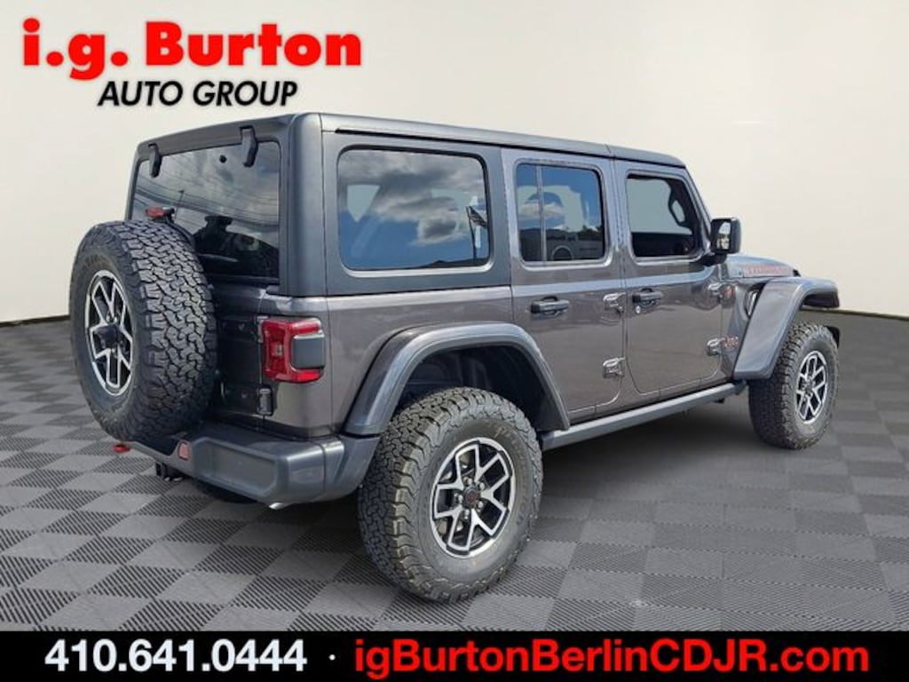 New 2025 Jeep Wrangler 4-DOOR RUBICON Sport Utility