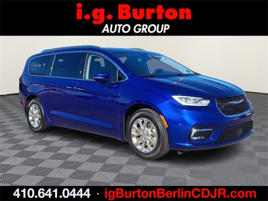 Used 2021 Chrysler Pacifica Touring L Minivan/Van