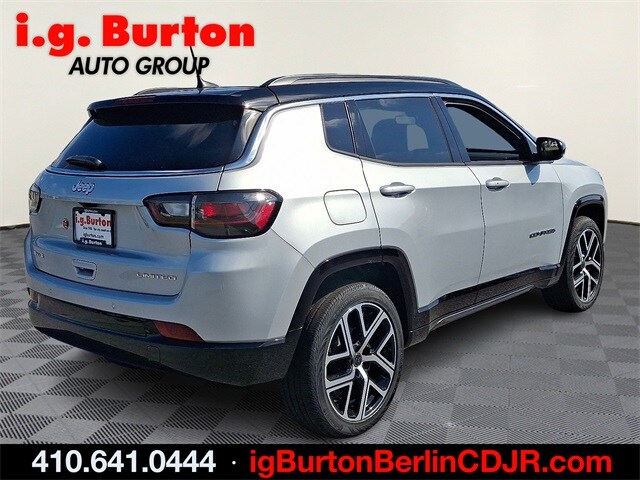 2025 Jeep Compass Limited photo 3