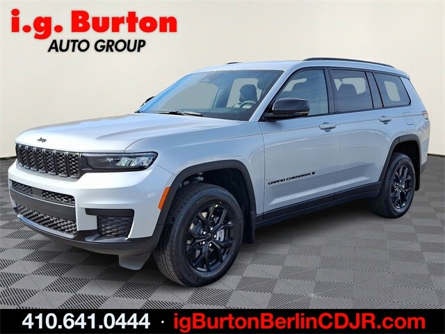 2025 Jeep Grand Cherokee Altitude X photo 2