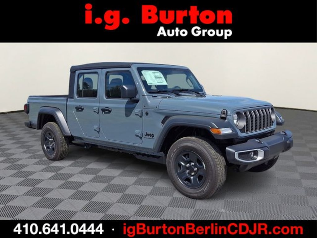 New 2026 Jeep Gladiator SPORT 4X4 Pickup