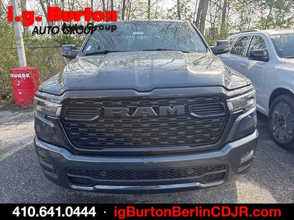 New 2026 Ram 1500 BIG HORN CREW CAB 4X4 5'7 BOX Pickup