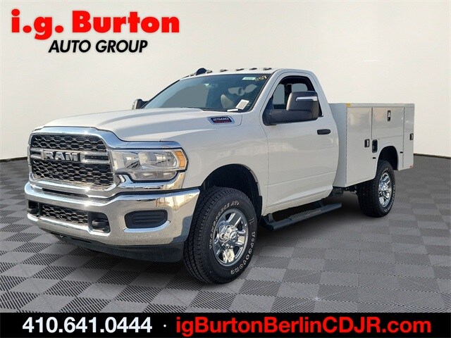 2024 Ram 2500 Tradesman photo 2