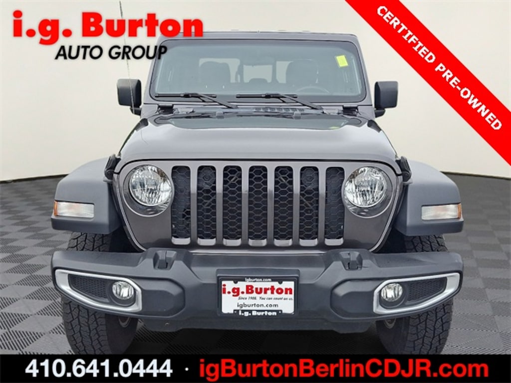 Used 2023 Jeep Gladiator Sport Truck