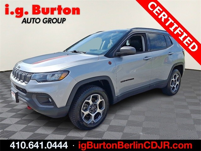 2022 Jeep Compass Trailhawk photo 3