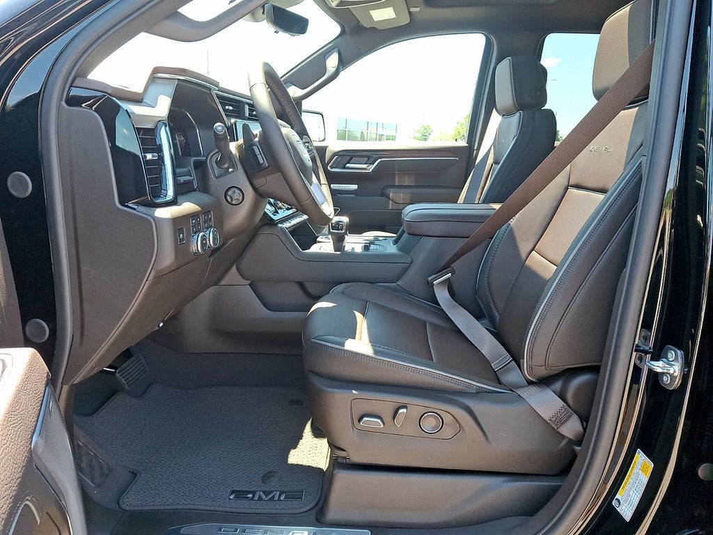 2026 GMC Sierra 1500 Denali - Photo 9