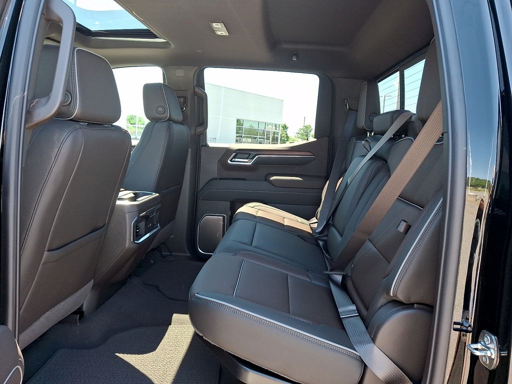2026 GMC Sierra 1500 Denali - Photo 6